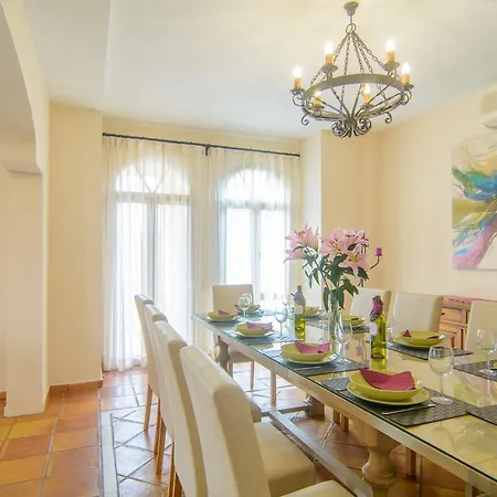Montecarlo Villa *